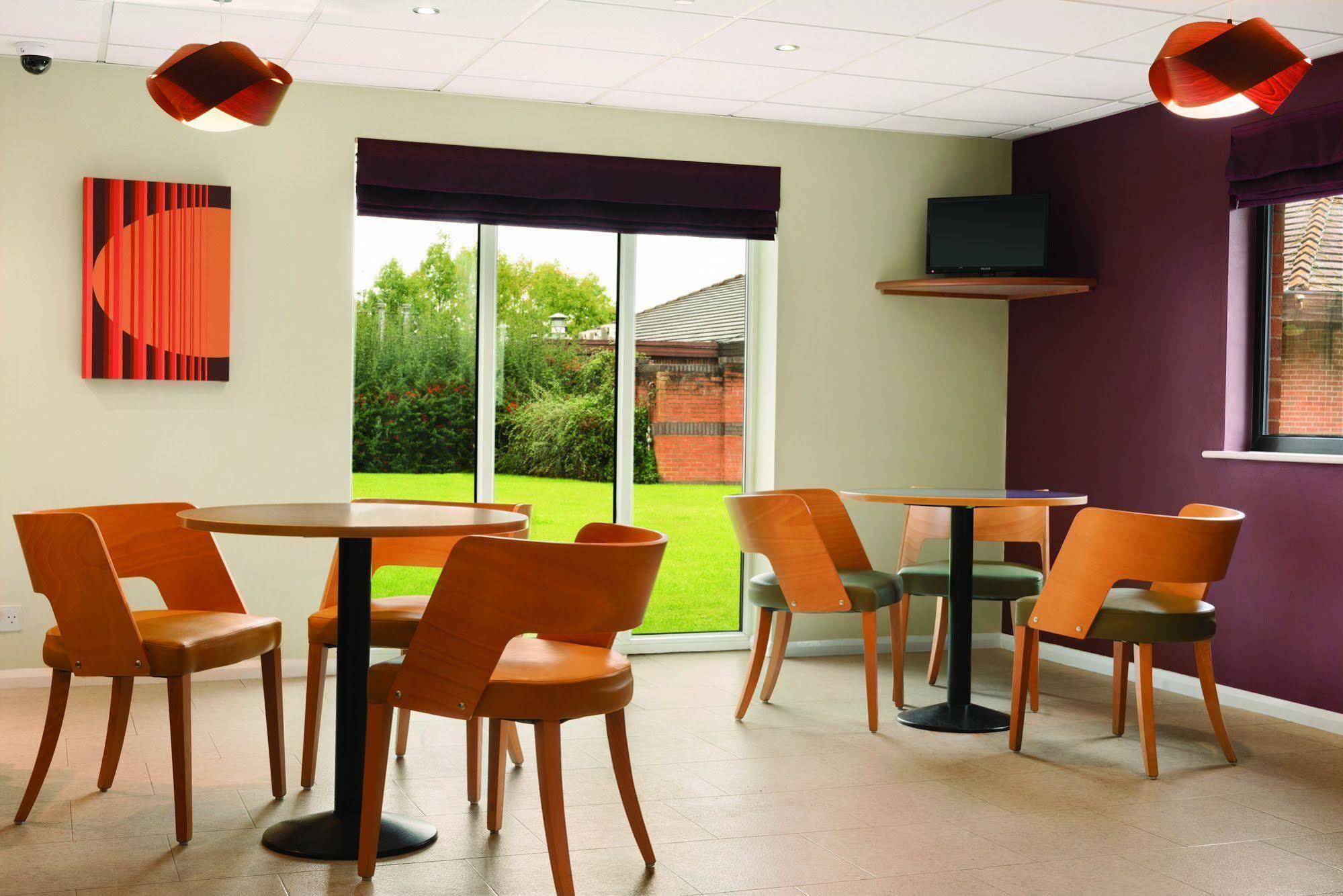Hotel Days Warwick Northbound M40 Ashorne