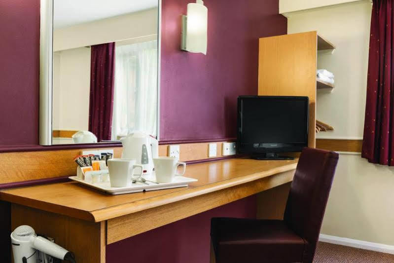 Days Warwick Northbound M40 Hotel